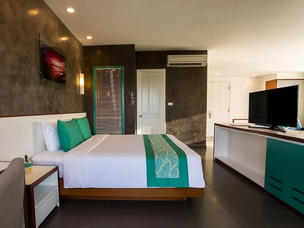 Emm Hotel Hoi An 4*,