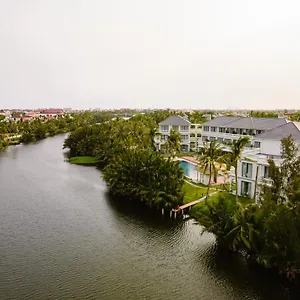 Moodhoian Riverside & **** Hoi An